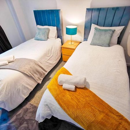 Lovely 2-Bedroom Apartment, Free Parking Μάντσεστερ Εξωτερικό φωτογραφία